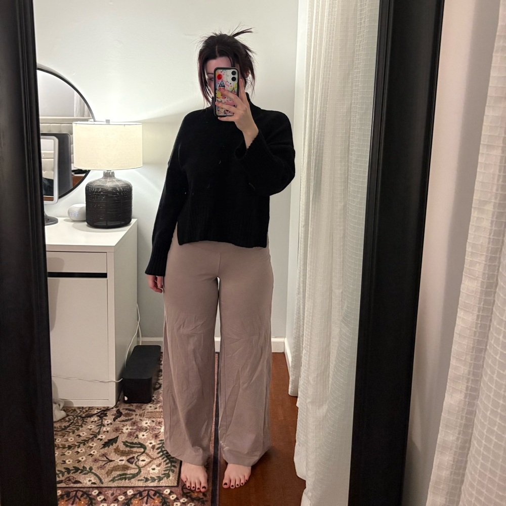 Wide leg pants